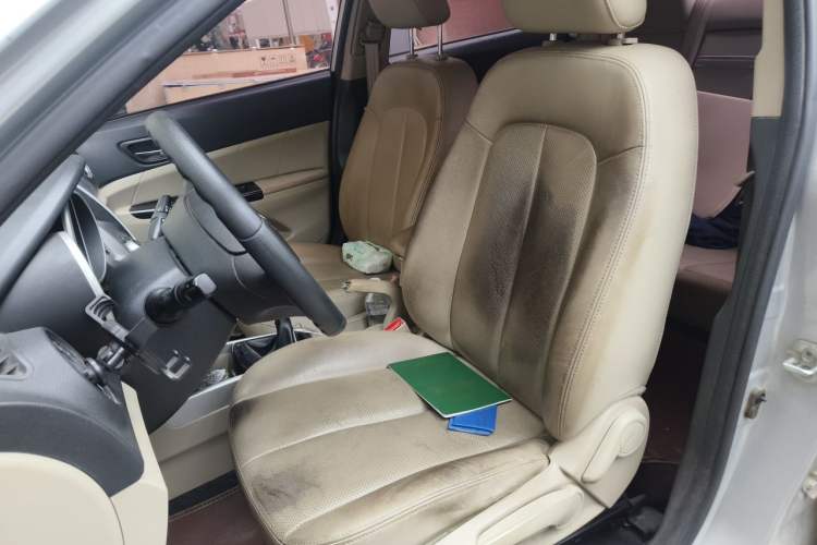 Used CHANGAN Eado 2014 1.6L Manual Elite Version Left Front Seat