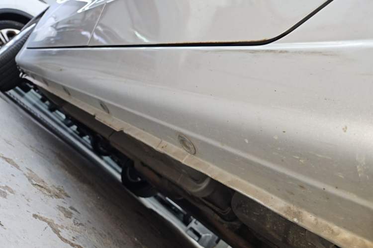 Used CHANGAN Eado 2014 1.6L Automatic Luxury Model Left Side Sill