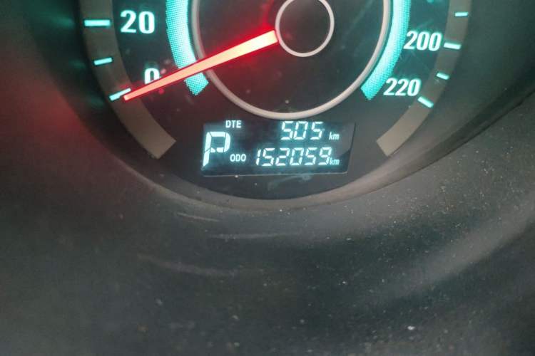 Used CHANGAN Eado 2014 1.6L Automatic Luxury Model Odometer Close Up