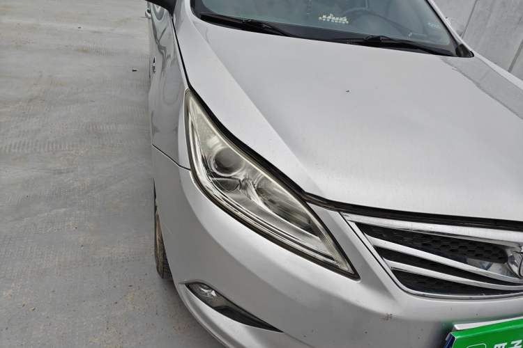 Used CHANGAN Eado 2014 1.6L Automatic Luxury Model Right Front Headlight