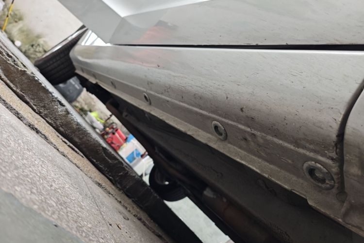 Used CHANGAN Eado 2014 1.6L Automatic Luxury Model Right Side Sill