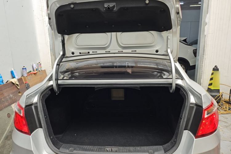 Used CHANGAN Eado 2014 1.6L Automatic Luxury Model Trunk