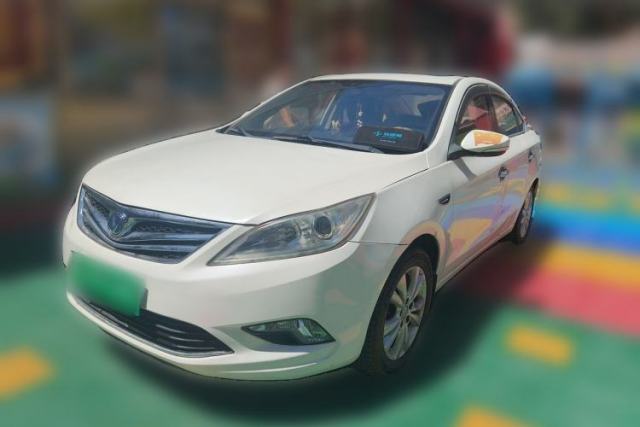 CHANGAN Eado 2014 1.6L Manual Luxury Model مستعملة