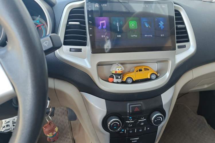 Used CHANGAN Eado 2014 1.6L Manual Luxury Model Audio And AC Panel