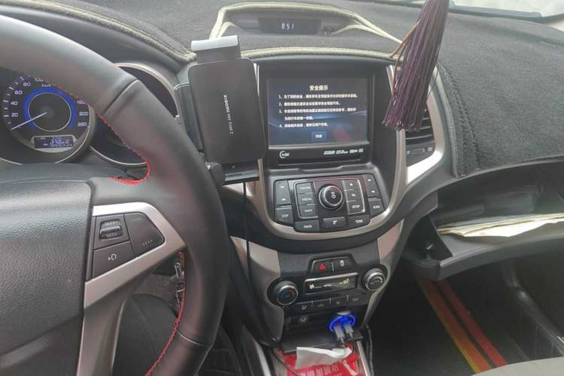 Used CHANGAN Eado 2014 1.6L Manual Luxury Model Audio And AC Panel