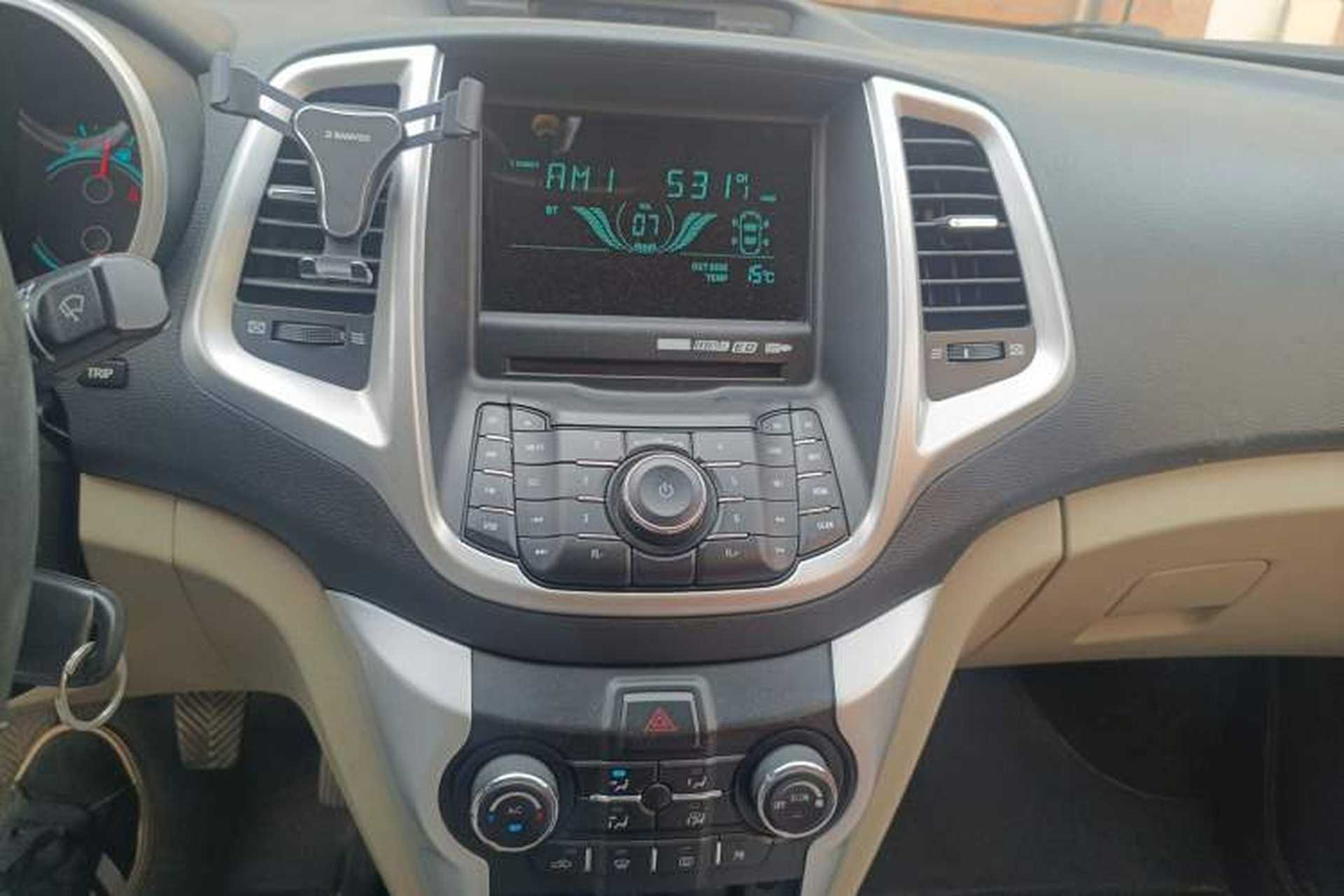 Used CHANGAN Eado 2014 1.6L Manual Luxury Model Audio And AC Panel
