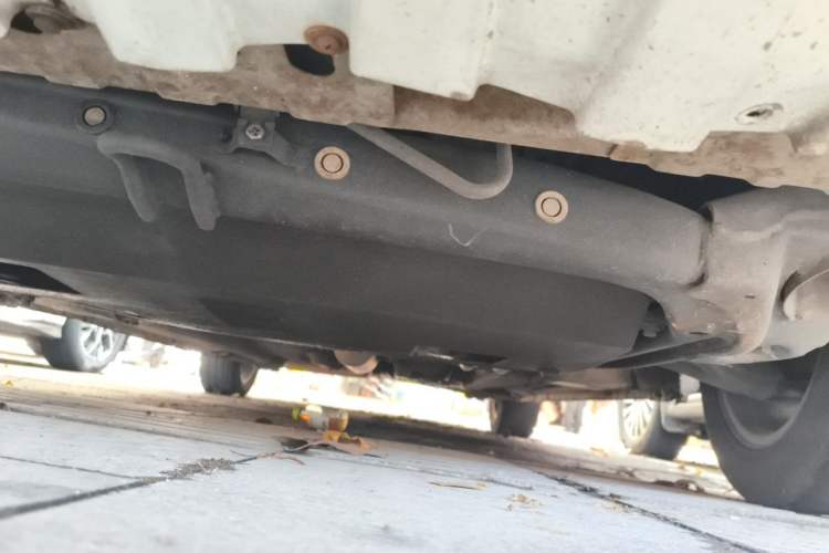 Used CHANGAN Eado 2014 1.6L Manual Luxury Model Chassis Front