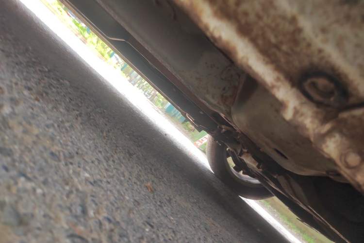 Used CHANGAN Eado 2014 1.6L Manual Luxury Model Chassis Front Right