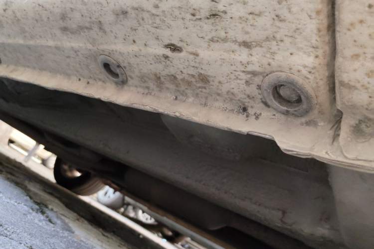 Used CHANGAN Eado 2014 1.6L Automatic Luxury Model Chassis Front Right