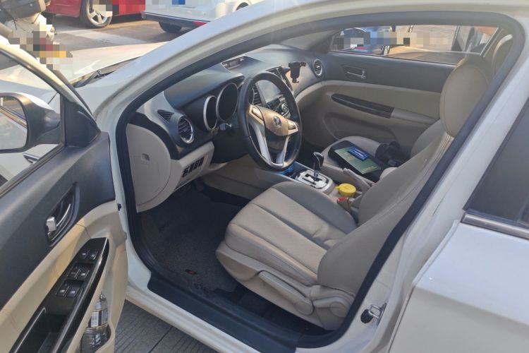 Used CHANGAN Eado 2014 1.6L Automatic Luxury Model Driver Seat