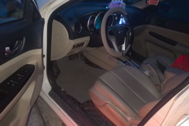 Used CHANGAN Eado 2014 1.6L Automatic Luxury Model Driver Seat