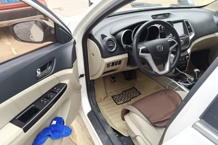 Used CHANGAN Eado 2014 1.6L Manual Luxury Model Driver Seat