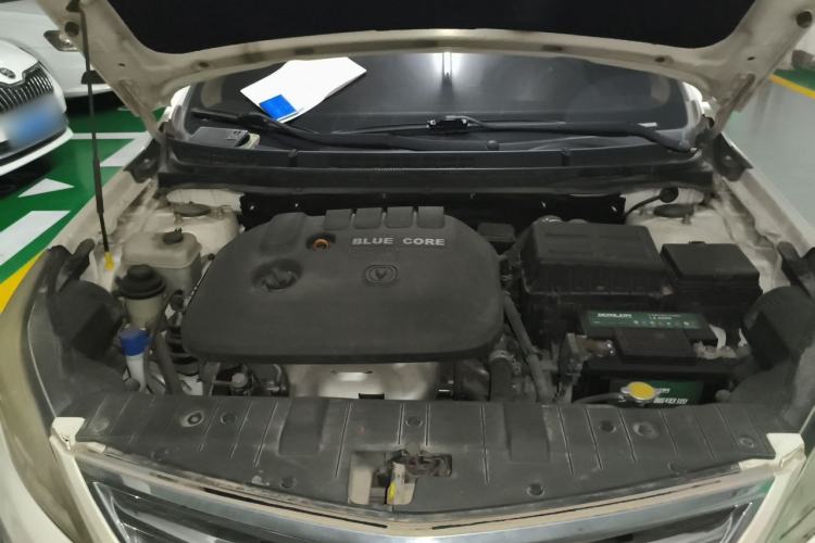 Used CHANGAN Eado 2014 1.6L Manual Luxury Model Engine Bay