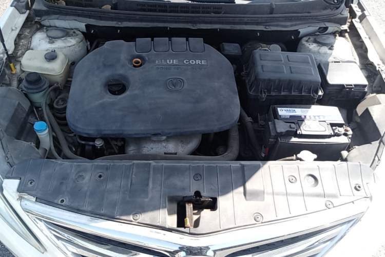 Used CHANGAN Eado 2014 1.6L Automatic Luxury Model Engine Bay