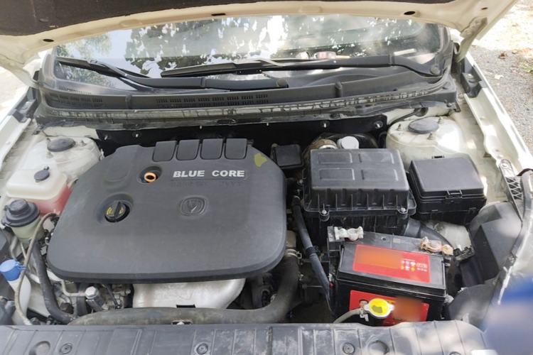 Used CHANGAN Eado 2014 1.6L Manual Luxury Model Engine Bay