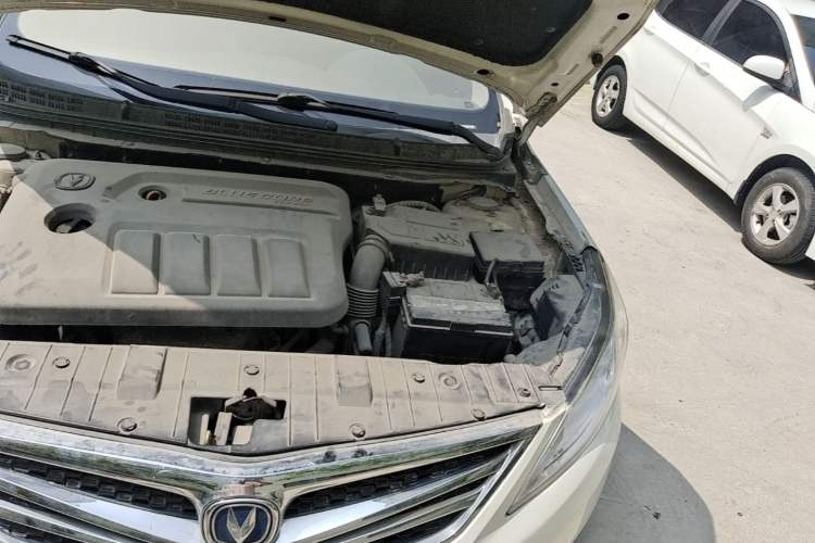 Used CHANGAN Eado 2014 1.5T Automatic Sport Luxury Model Engine Bay Left
