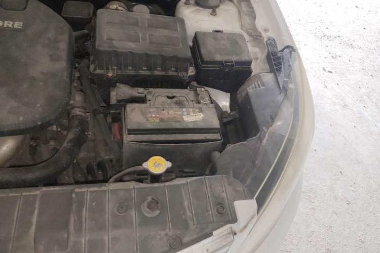 Used CHANGAN Eado 2014 1.6L Automatic Luxury Model Engine Bay Left