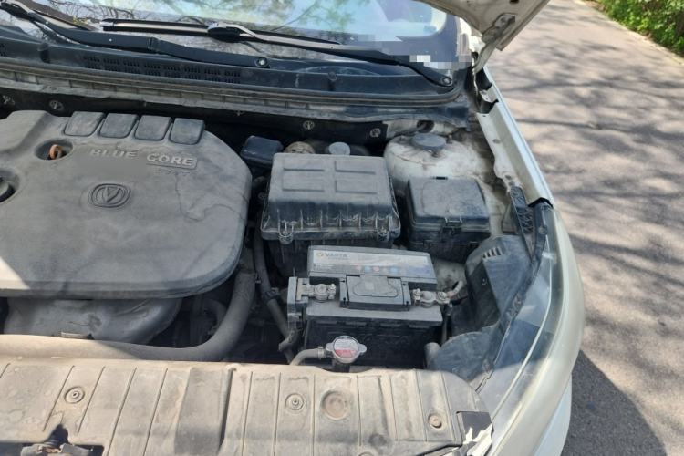 Used CHANGAN Eado 2014 1.6L Manual Luxury Model Engine Bay Left