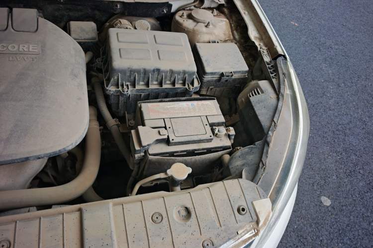 Used CHANGAN Eado 2014 1.6L Manual Luxury Model Engine Bay Left