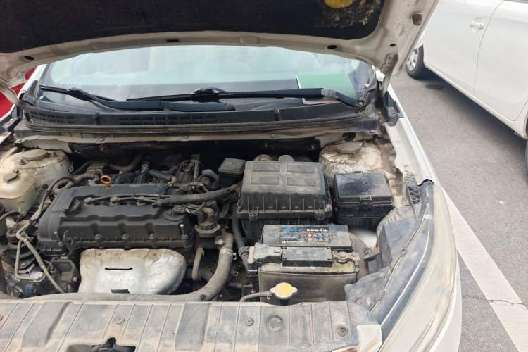 Used CHANGAN Eado 2014 1.6L Manual Luxury Model Engine Bay Left