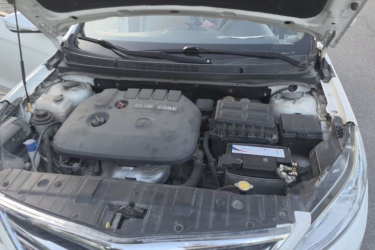 Used CHANGAN Eado 2014 1.6L Manual Luxury Model Engine Bay