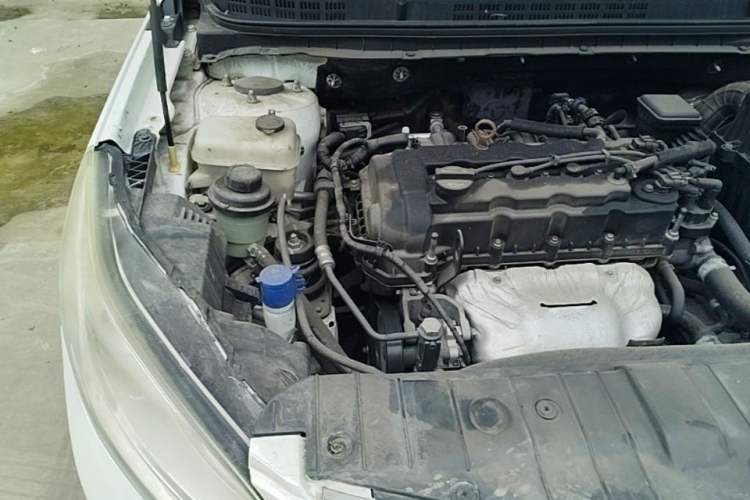 Used CHANGAN Eado 2014 1.6L Automatic Luxury Model Engine Bay Right