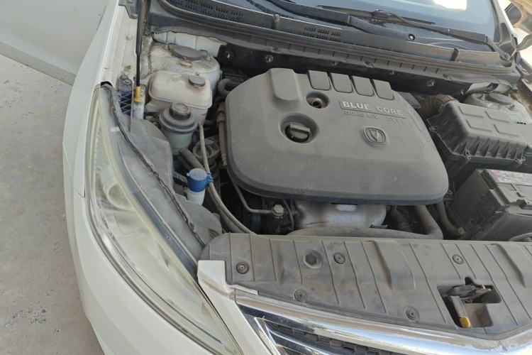 Used CHANGAN Eado 2014 1.6L Manual Luxury Model Engine Bay Right