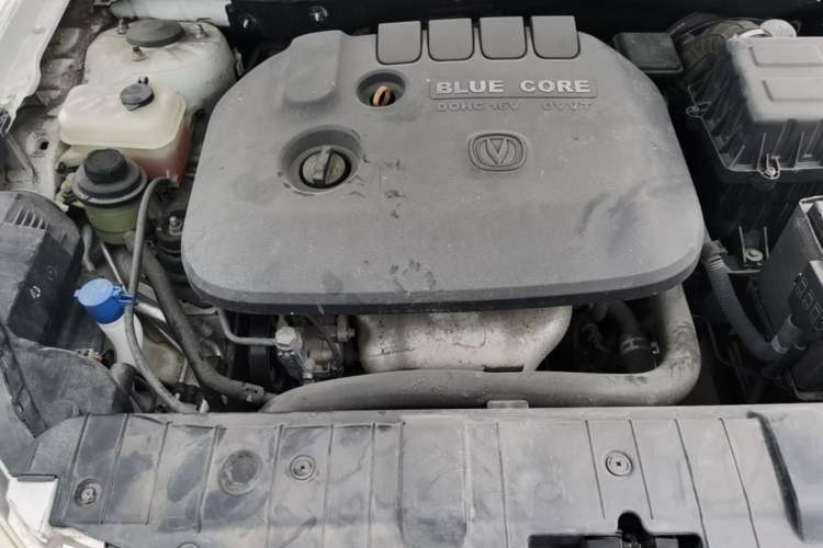 Used CHANGAN Eado 2014 1.6L Manual Luxury Model Engine Bay Right