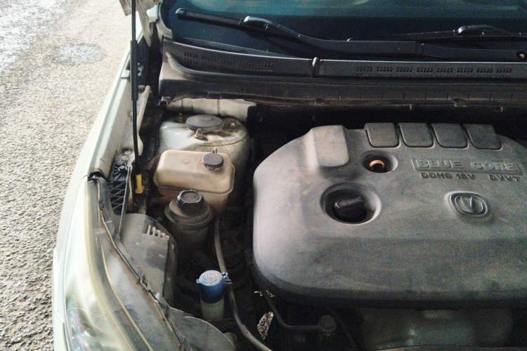 Used CHANGAN Eado 2014 1.6L Manual Luxury Model Engine Bay Right