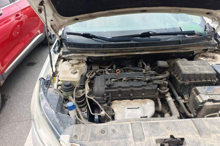 Used CHANGAN Eado 2014 1.6L Manual Luxury Model Engine Bay Right
