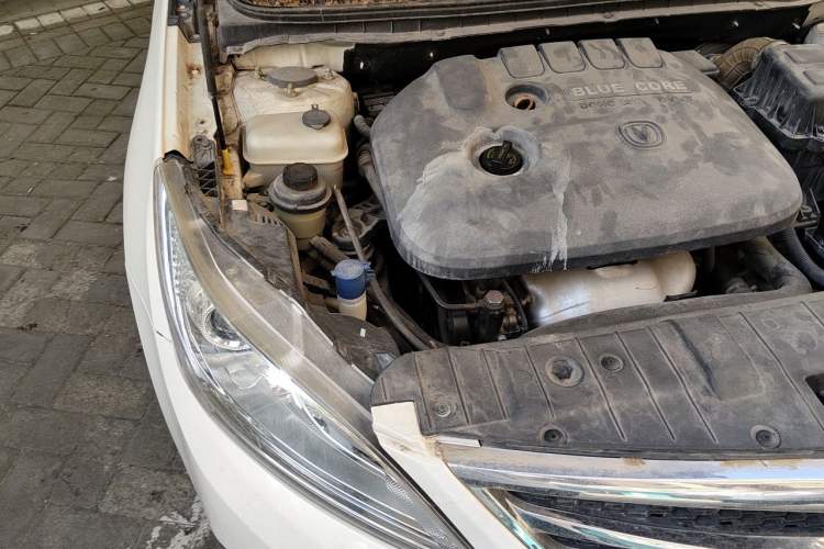 Used CHANGAN Eado 2014 1.6L Automatic Luxury Model Engine Bay Right