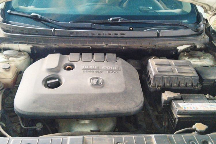 Used CHANGAN Eado 2014 1.6L Manual Luxury Model Engine Bay