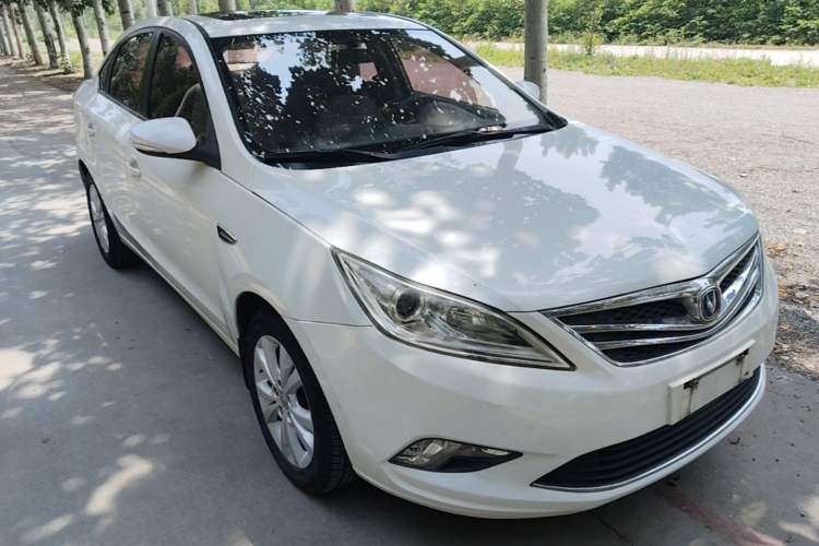 Used CHANGAN Eado 2014 1.6L Manual Luxury Model Exterior 1