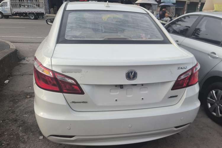 Used CHANGAN Eado 2014 1.6L Automatic Prestige Model Exterior 4