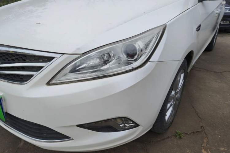 Used CHANGAN Eado 2014 1.6L Automatic Luxury Model Exterior 4
