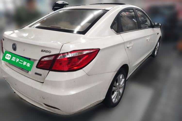 Used CHANGAN Eado 2014 1.6L Manual Luxury Model Exterior 5