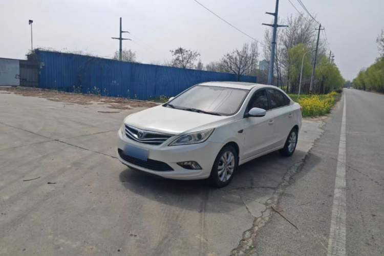 Used CHANGAN Eado 2014 1.6L Automatic Luxury Model Exterior 5
