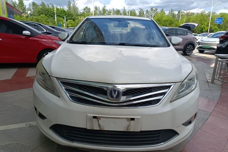 Used CHANGAN Eado 2014 1.6L Manual Luxury Model Front