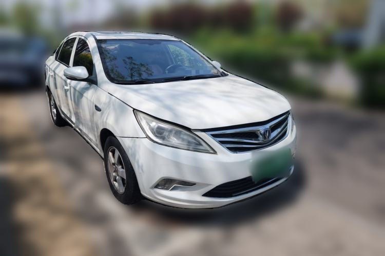 Used CHANGAN Eado 2014 1.6L Manual Luxury Model Front Right 45 Deg