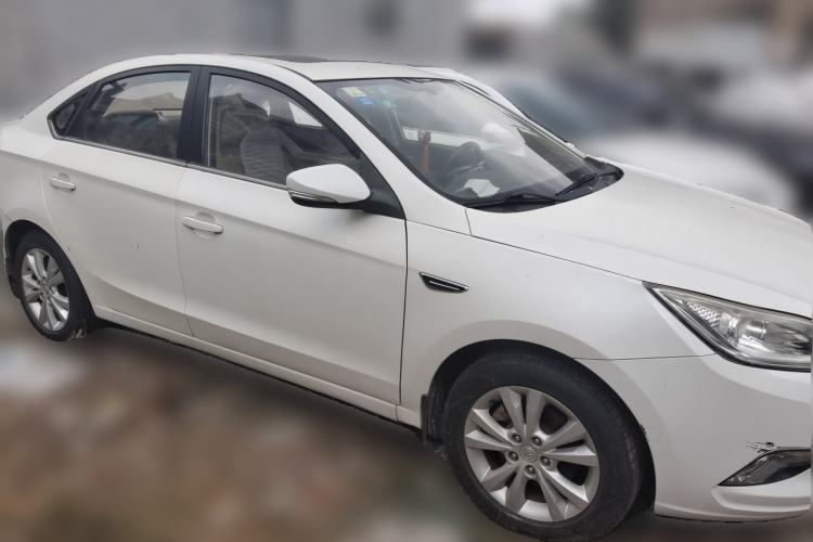 Used CHANGAN Eado 2014 1.6L Manual Luxury Model Front Right 45 Deg