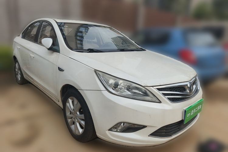 Used CHANGAN Eado 2014 1.6L Manual Luxury Model Front Right 45 Deg
