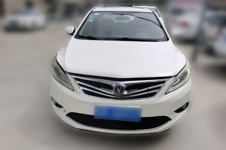 Used CHANGAN Eado 2014 1.6L Manual Luxury Model Front