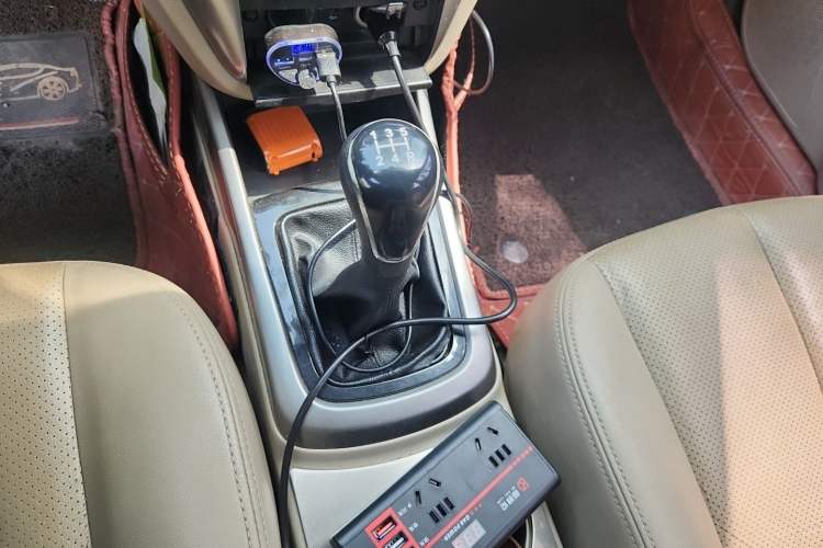 Used CHANGAN Eado 2014 1.6L Manual Luxury Model Gear Lever