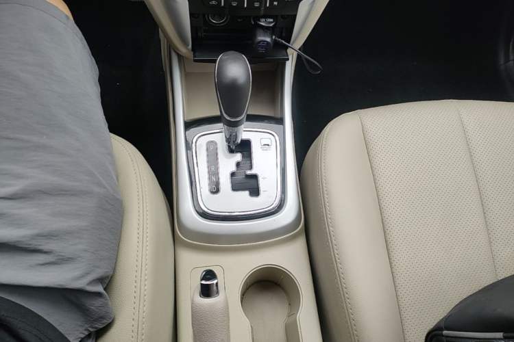Used CHANGAN Eado 2014 1.6L Automatic Prestige Model Gear Lever