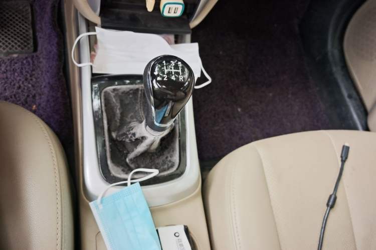 Used CHANGAN Eado 2014 1.6L Manual Luxury Model Gear Lever