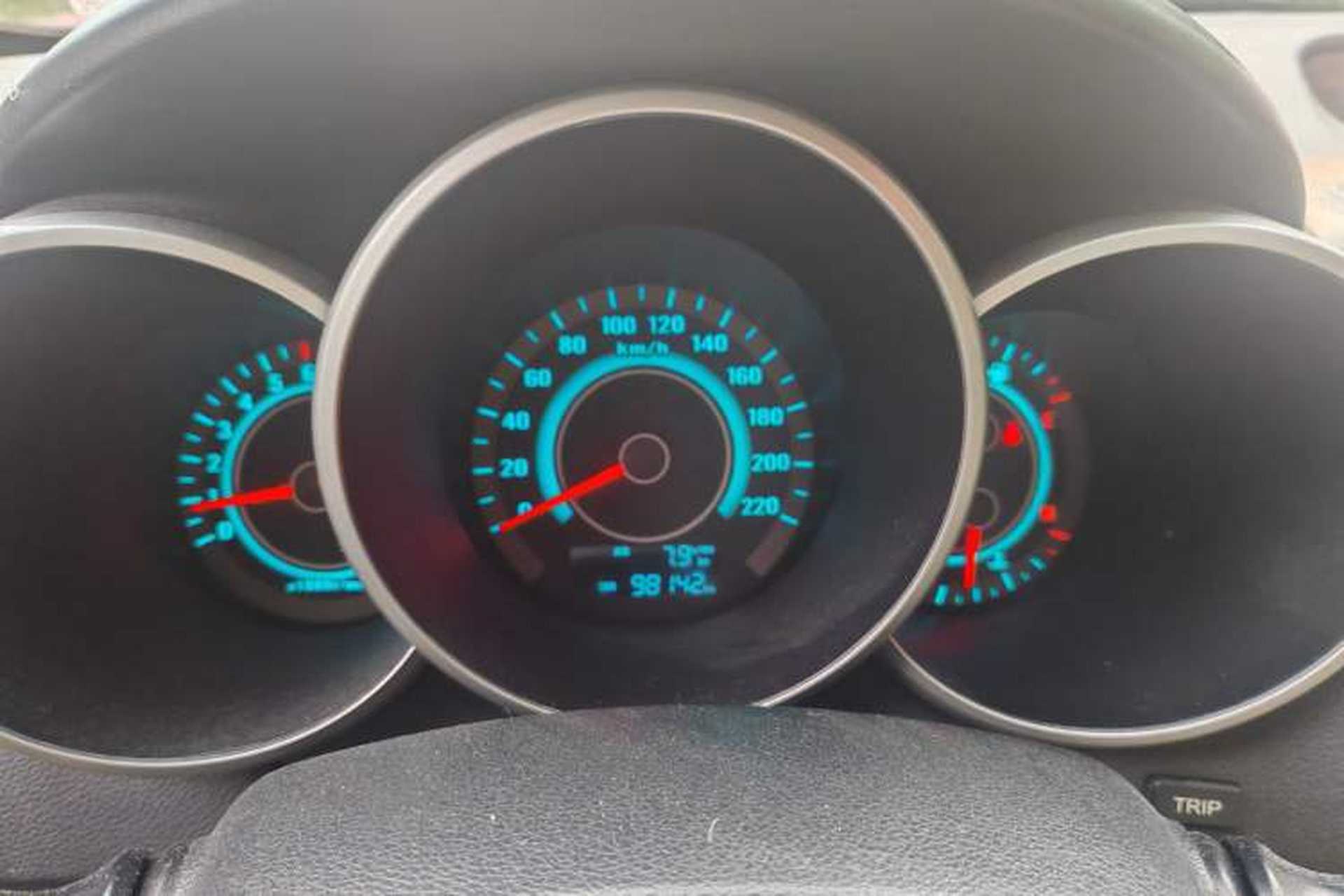 Used CHANGAN Eado 2014 1.6L Manual Luxury Model Instrument Cluster