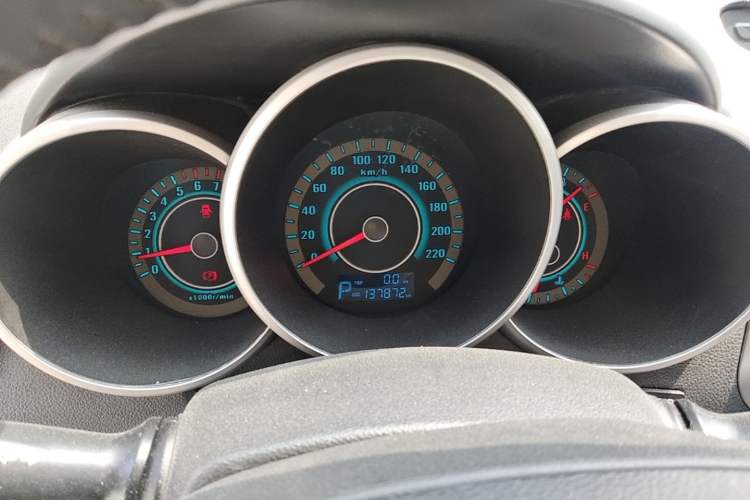 Used CHANGAN Eado 2014 1.5T Automatic Sport Luxury Model Instrument Cluster