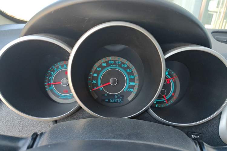 Used CHANGAN Eado 2014 1.6L Manual Luxury Model Instrument Cluster