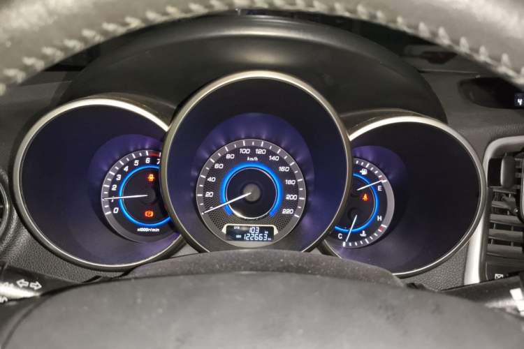 Used CHANGAN Eado 2014 1.6L Manual Luxury Model Instrument Cluster