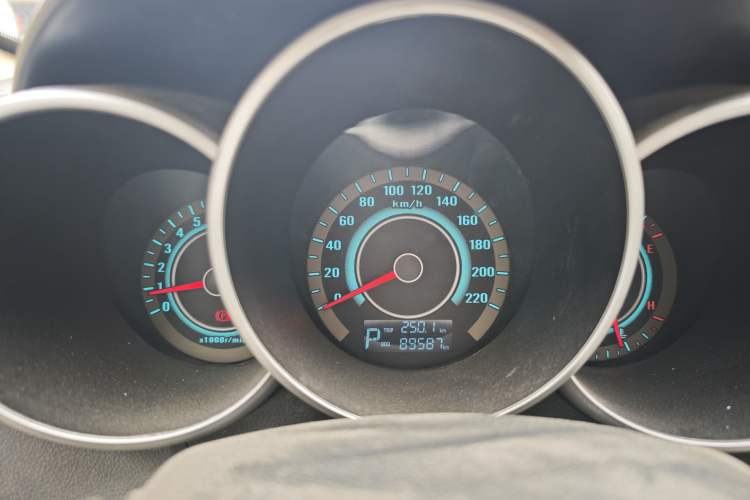 Used CHANGAN Eado 2014 1.6L Automatic Luxury Model Instrument Cluster
